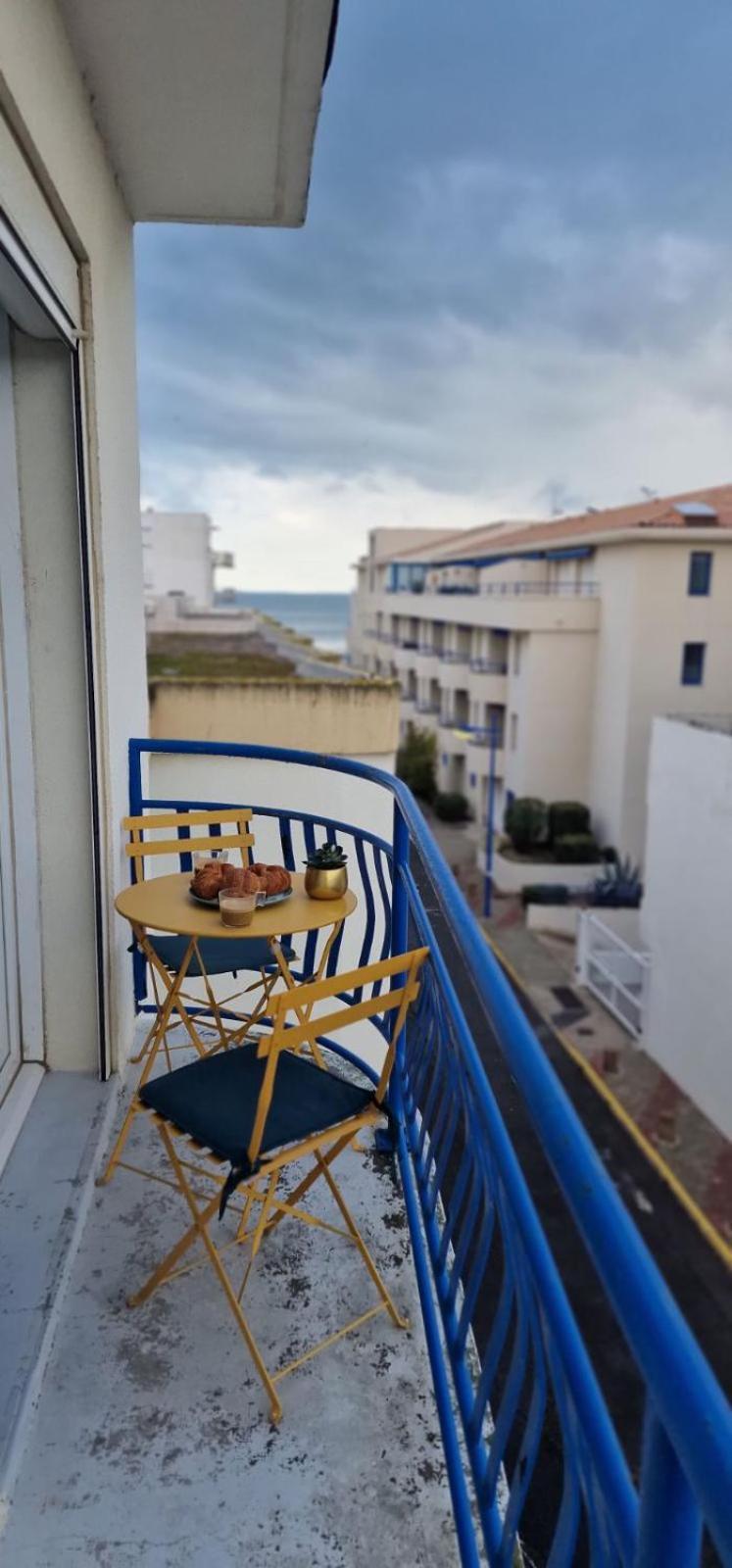 Appartement contemporain le Vendome à 90m de la plage Le Grau-du-Roi Exterior foto